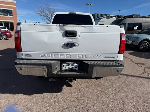 Used 2016 Ford F250 XLT w/ XLT Interior Package AWD/4WD image 4