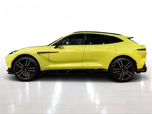 Used 2023 Aston Martin DBX 707 image 3