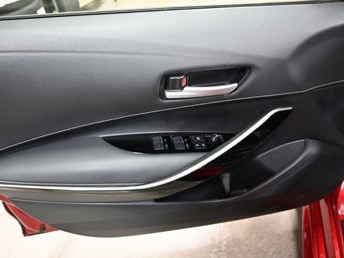 Used 2025 Toyota Corolla XSE image 28