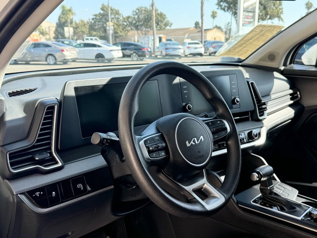 Used 2024 Kia Sportage LX FWD image 10