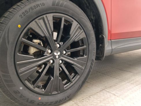 Used 2019 Mitsubishi Eclipse Cross LE AWD/4WD image 31