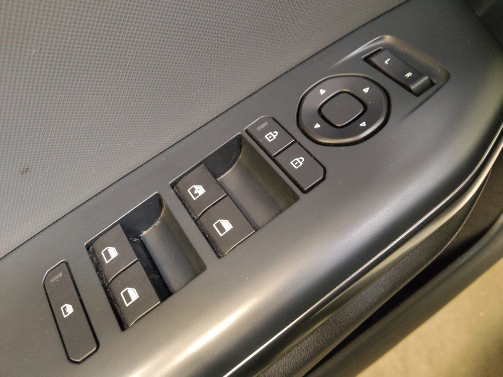 Used 2025 Kia K4 FWD image 27