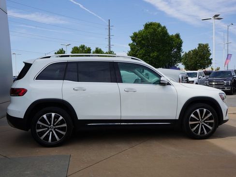 Used 2023 Mercedes-Benz GLB 250 4MATIC image 10