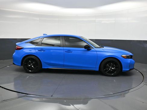 Used 2026 Honda Civic Sport image 3