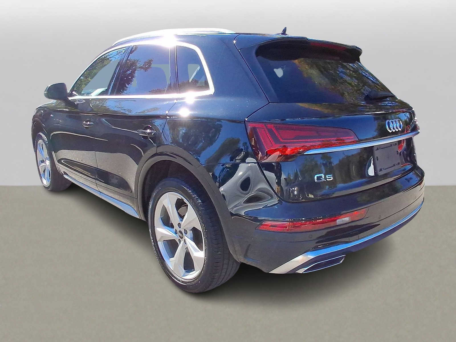 Certified 2023 Audi Q5 2.0T Premium Plus w/ Premium Plus Package AWD/4WD image 28