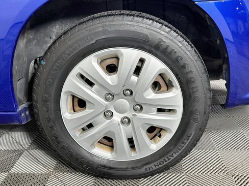 Used 2018 Dodge Grand Caravan SE w/ UConnect Hands-Free Group FWD image 34