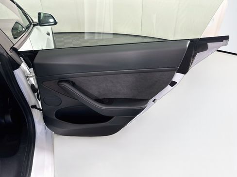 Used 2021 Tesla Model 3 Standard Range Plus RWD image 30