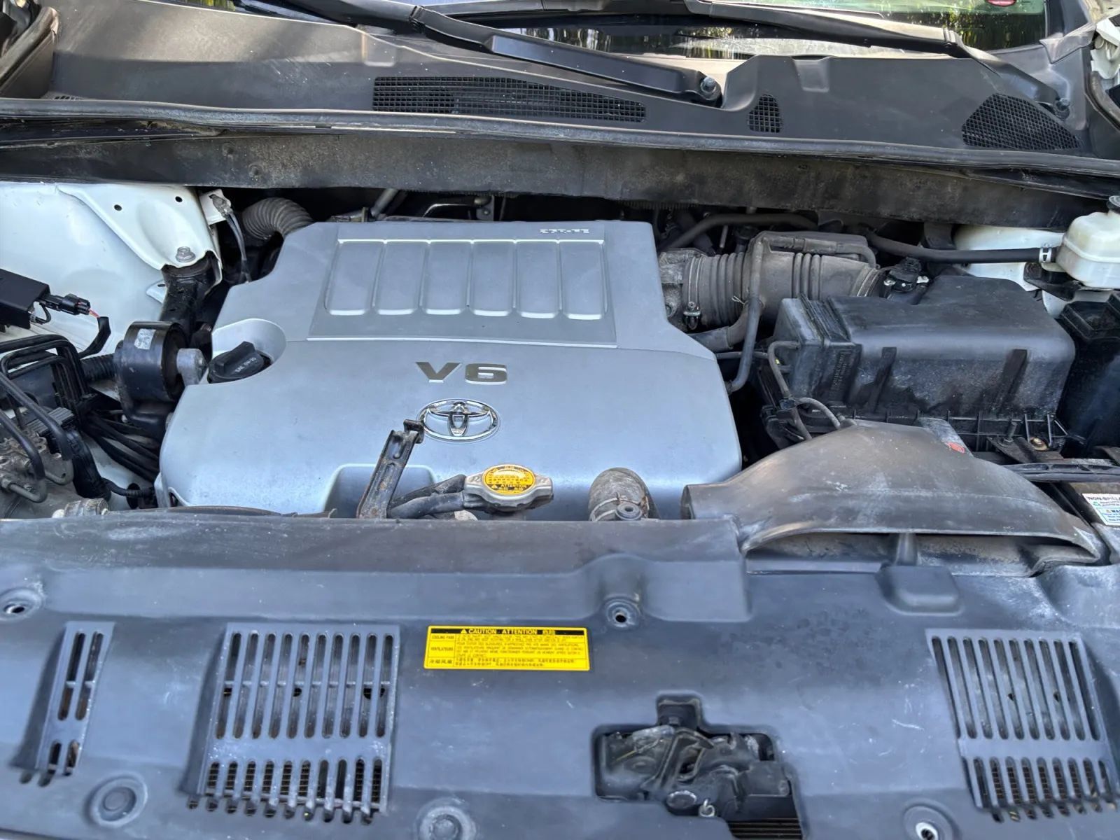 Used 2012 Toyota Highlander FWD w/ Tech Pkg image 20