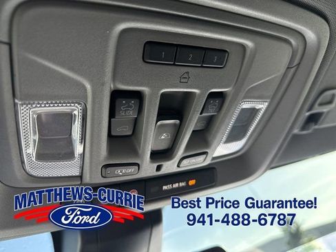 Used 2020 GMC Sierra 1500 SLT w/ SLT Premium Plus Package AWD/4WD image 25