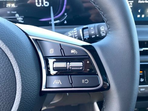 New 2026 Kia Seltos S FWD image 15