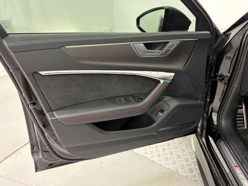 Used 2025 Audi RS 6 performance w/ Matte Carbon Package AWD/4WD image 26