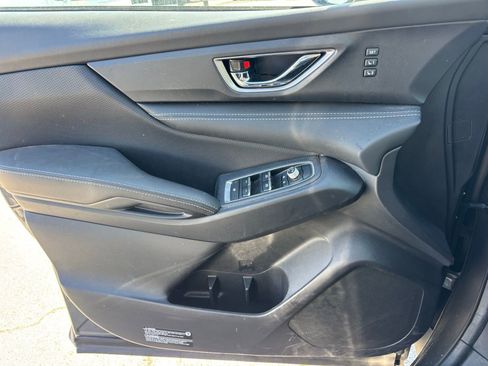 Used 2024 Subaru Ascent Limited AWD/4WD image 10