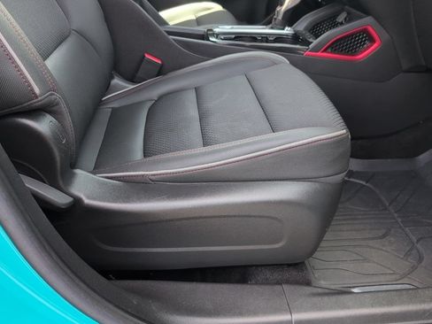 Used 2022 Chevrolet TrailBlazer RS AWD/4WD image 44