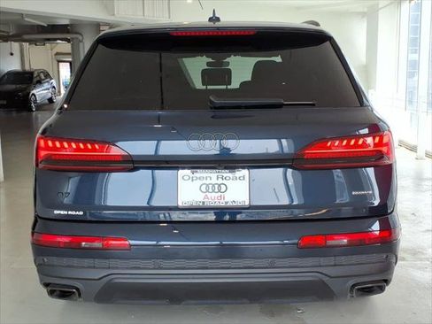 Certified 2026 Audi Q7 3.0T Premium w/ Convenience Plus Package AWD/4WD image 4