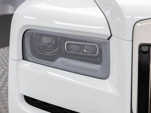 Used 2021 Rolls-Royce Cullinan AWD/4WD image 61