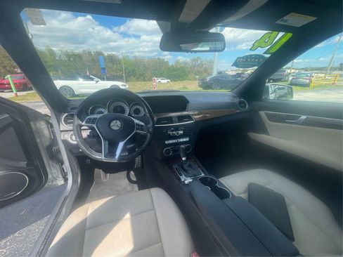 Used 2014 Mercedes-Benz C 250 Sedan image 24