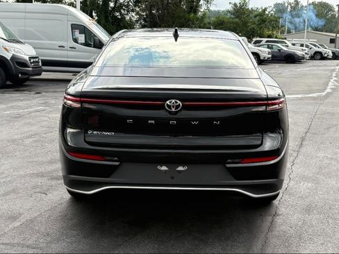 New 2026 Toyota Crown XLE image 28