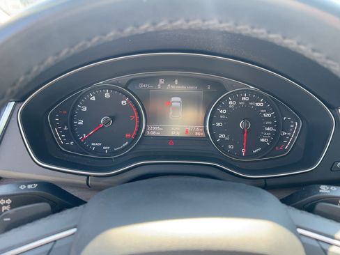 Used 2023 Audi Q5 2.0T Premium image 17