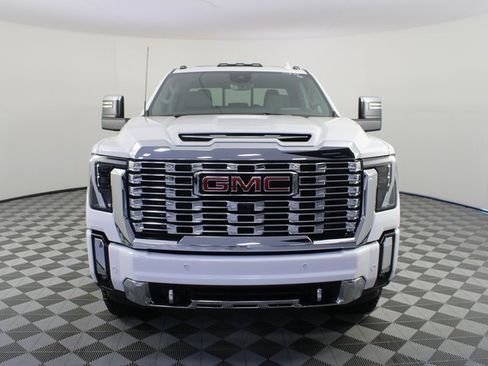 New 2026 GMC Sierra 2500 Denali w/ Denali Reserve Package image 32