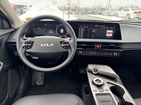 Certified 2024 Kia EV6 Wind w/ Wind Technology Package image 13