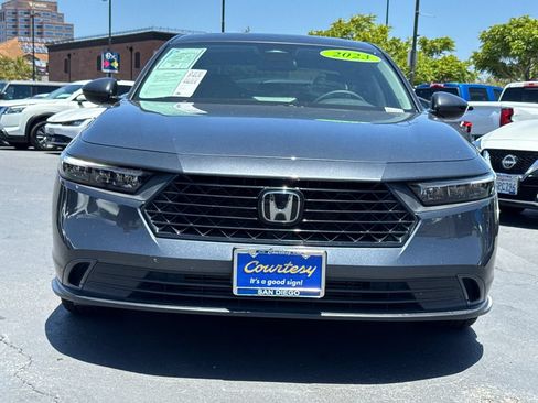 Used 2023 Honda Accord EX image 4