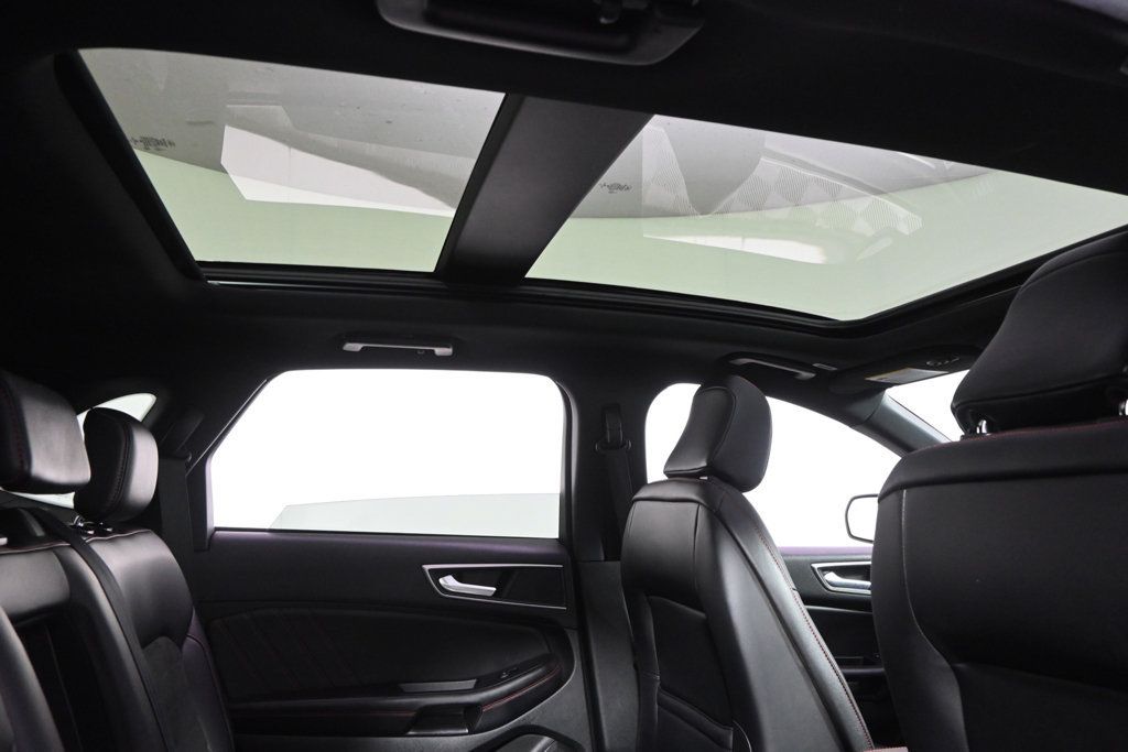 Used 2023 Ford Edge ST-Line AWD/4WD image 17