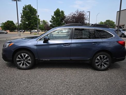 Used 2017 Subaru Outback 2.5i Limited AWD/4WD image 2