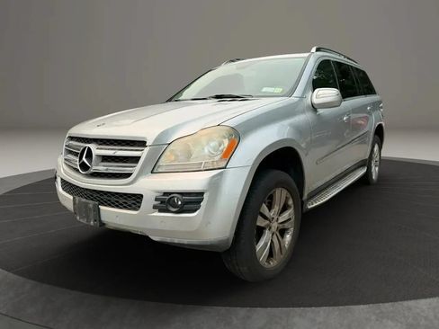 Used 2009 Mercedes-Benz GL 450 4MATIC image 1