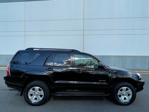 Used 2005 Toyota 4Runner SR5 image 7