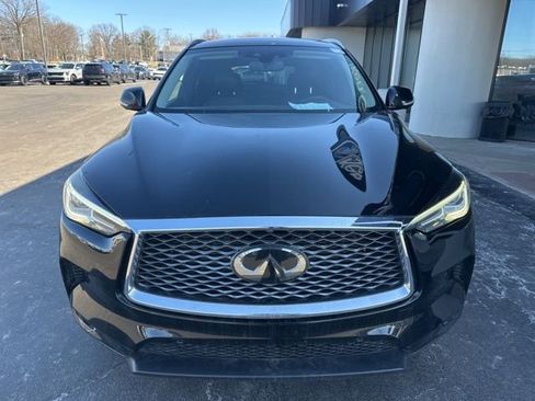 Used 2019 INFINITI QX50 Essential w/ Premium Heat Package image 2