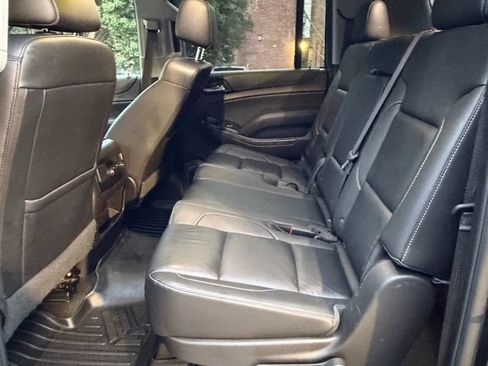 Used 2017 Chevrolet Suburban LT AWD/4WD image 10