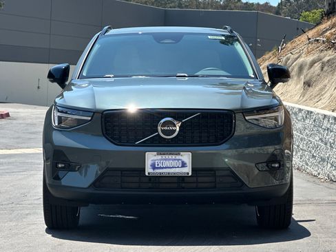 New 2026 Volvo XC40 B5 Ultra AWD/4WD image 6