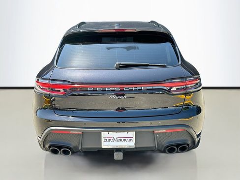 Certified 2023 Porsche Macan AWD/4WD image 10