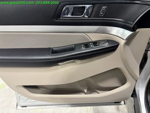 Used 2018 Ford Explorer 4WD w/ Class II Trailer Tow Package image 25