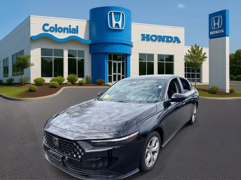 Used 2025 Honda Accord LX image 2