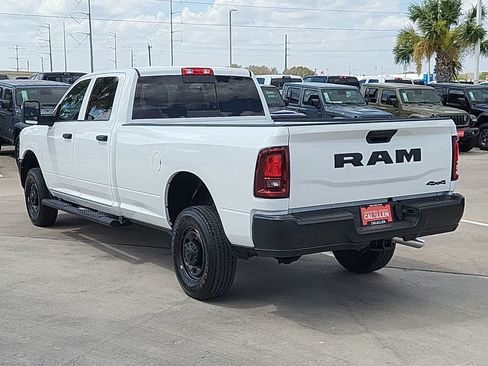 New 2026 RAM 2500 Tradesman AWD/4WD image 12