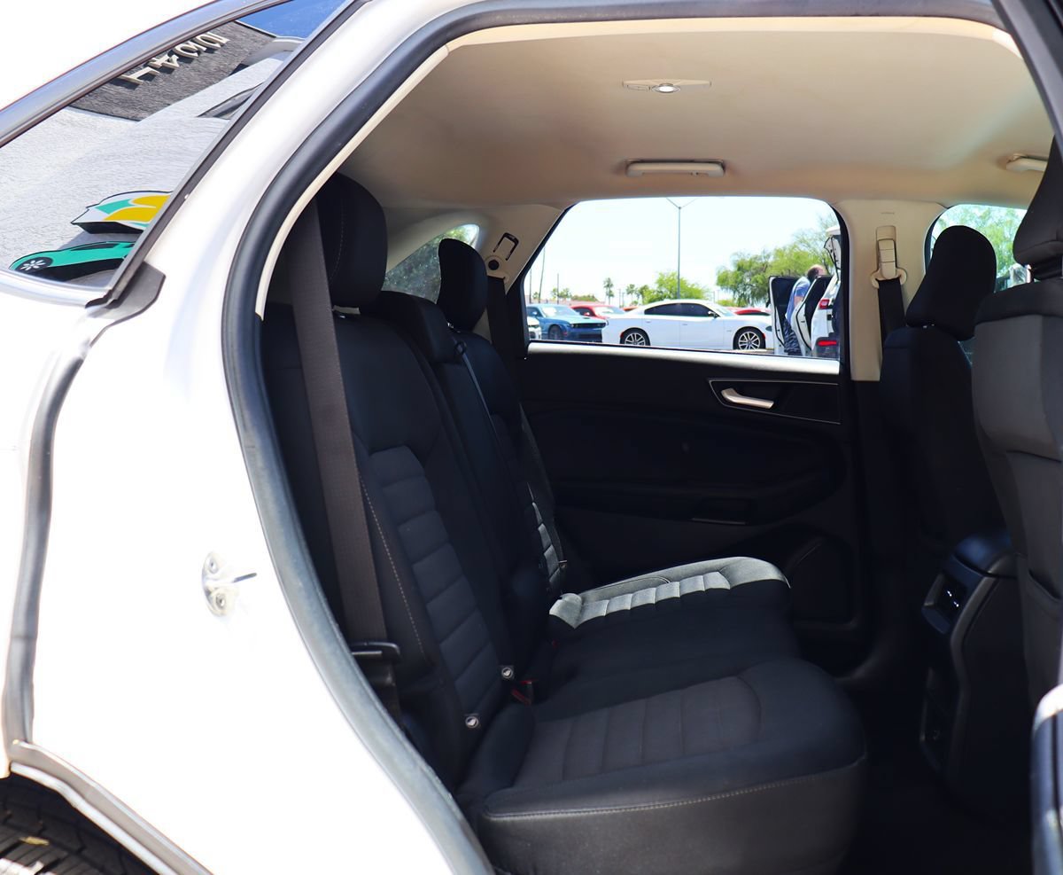 Used 2021 Ford Edge SE FWD image 27