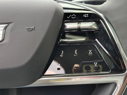 New 2025 Cadillac Escalade IQ Luxury 1 image 20