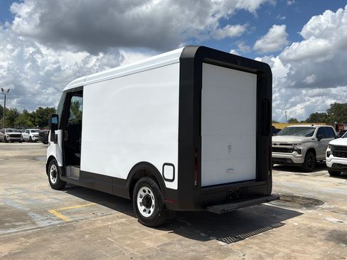 Used 2024 Chevrolet Brightdrop 400 w/ Commercial Equipment Package AWD/4WD image 5