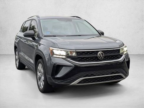 Used 2023 Volkswagen Taos S image 3