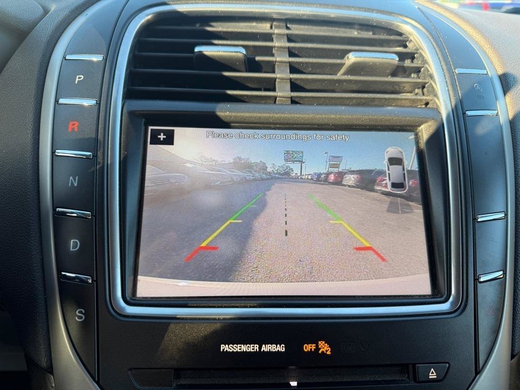 Used 2019 Lincoln Nautilus Select FWD image 16
