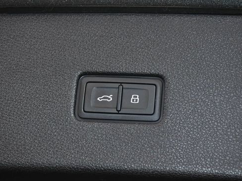 Used 2023 Audi SQ8 Premium Plus w/ Executive Package AWD/4WD image 74