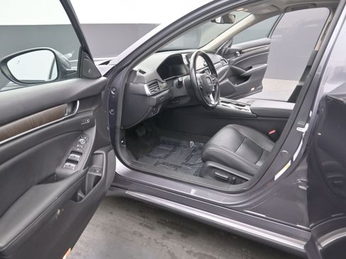 Used 2021 Honda Accord EX-L image 13