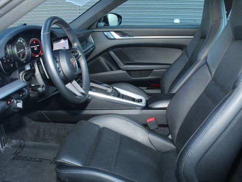 Certified 2020 Porsche 911 Carrera image 5