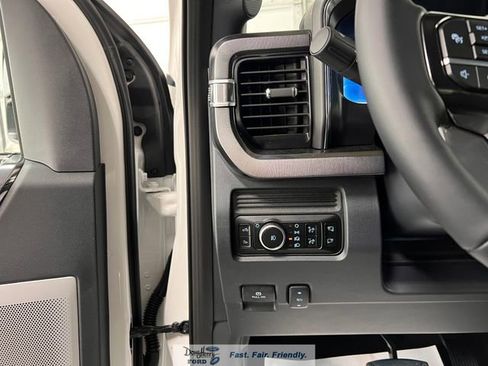 New 2026 Ford F250 Platinum image 26