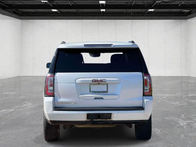 Used 2016 GMC Yukon XL SLT w/ Open Road Package AWD/4WD image 4