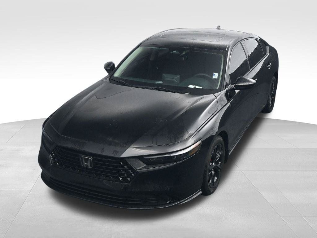Used 2025 Honda Accord SE image 32