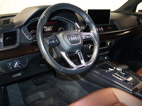 Used 2019 Audi Q5 2.0T Premium Plus w/ Premium Plus Package AWD/4WD image 37