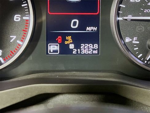 Used 2025 Subaru Ascent Premium image 12