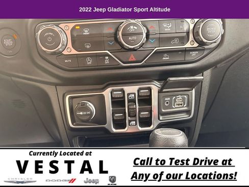 Used 2022 Jeep Gladiator Sport AWD/4WD image 18